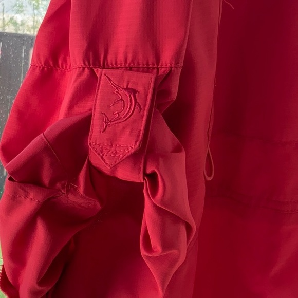 REEL LEGENDS FISHING SHIRT MEDIUM RED - Picture 4 of 7